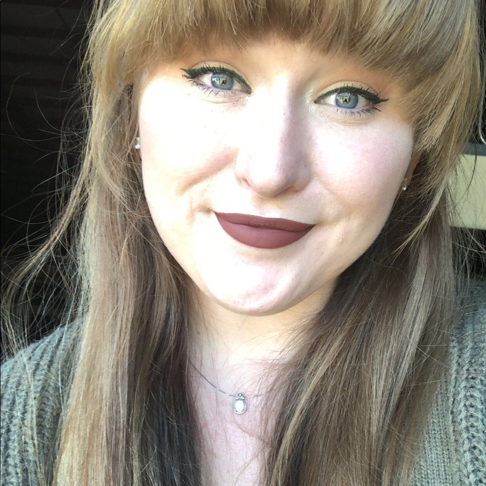 Meet your Posher, Kaylea